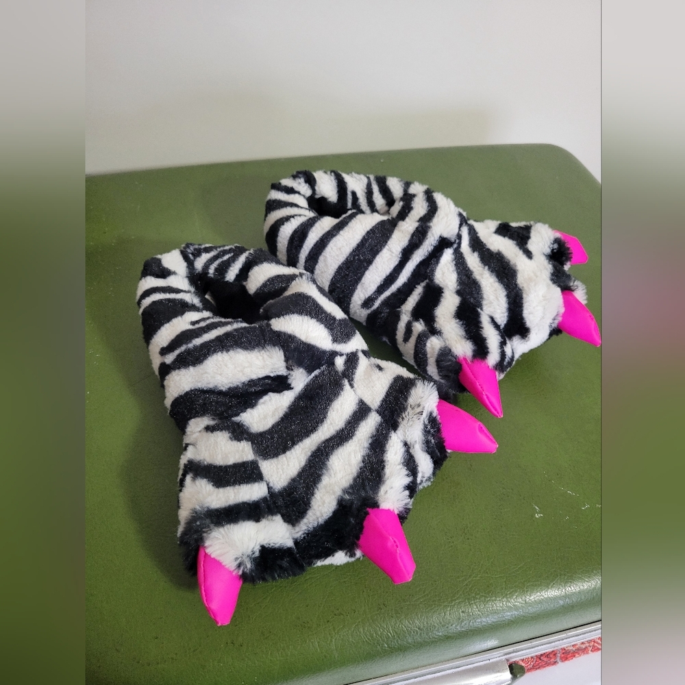 Zebra Print Kids Slippers with Pink Claws